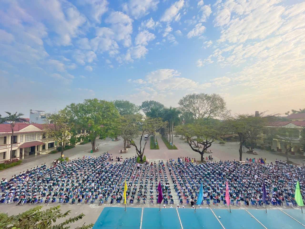 Hội CCB xã Nghĩa Trụ phối hợp Trường Tiểu học Vĩnh Khúc tuyên truyền kỷ niệm 81 năm Ngày thành lập Quân đội nhân dân Việt Nam