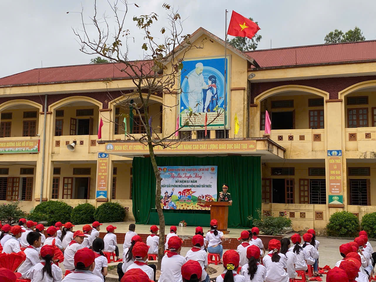 Hội CCB xã Tân Thuận phối hợp giáo dục truyền thống cho học sinh nhân kỷ niệm 51 năm Ngày Giải phóng hoàn toàn miền Nam, thống nhất đất nước (30/4/1975- 30/4/2026)
