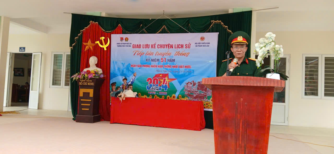 Hội CCB xã Phạm Ngũ Lão “Thắp lửa truyền thống” cho thế hệ trẻ qua giao lưu kể chuyện lịch sử